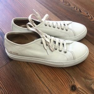 MOVING SALE Women’s Tournament Low Sneaker Common Projects, size 38